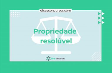 Propriedade resolúvel